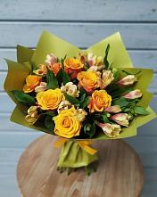 Букет цветов из:  Альстромерии и Розы #REPLACE_PRED# Моздоке