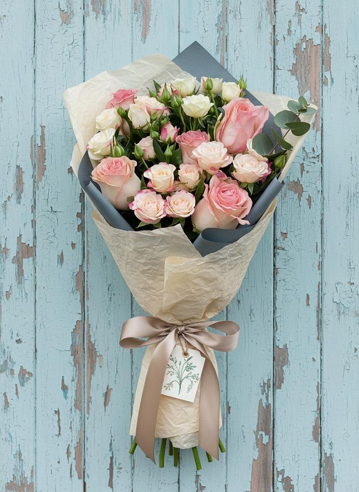 Букет цветов из: Розы в Моздоке