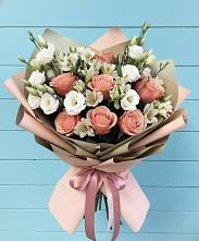 Букет цветов из:  Розы, Альстромерии и Лизиантусы #REPLACE_PRED# Моздоке