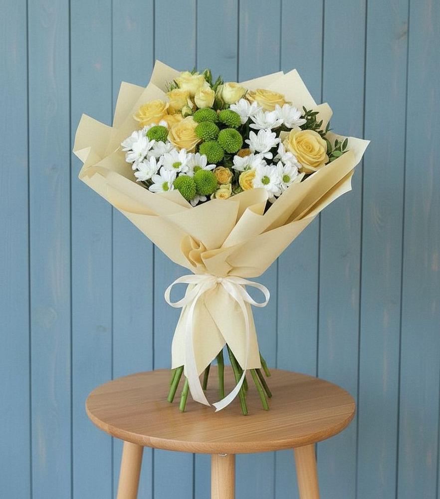 Букет цветов из: Хризантемы и Розы в Моздоке