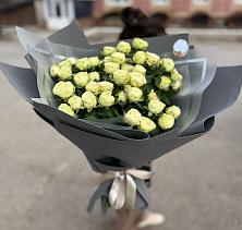 Букет Белые кустовые розы Солинеро #REPLACE_PRED# Моздоке