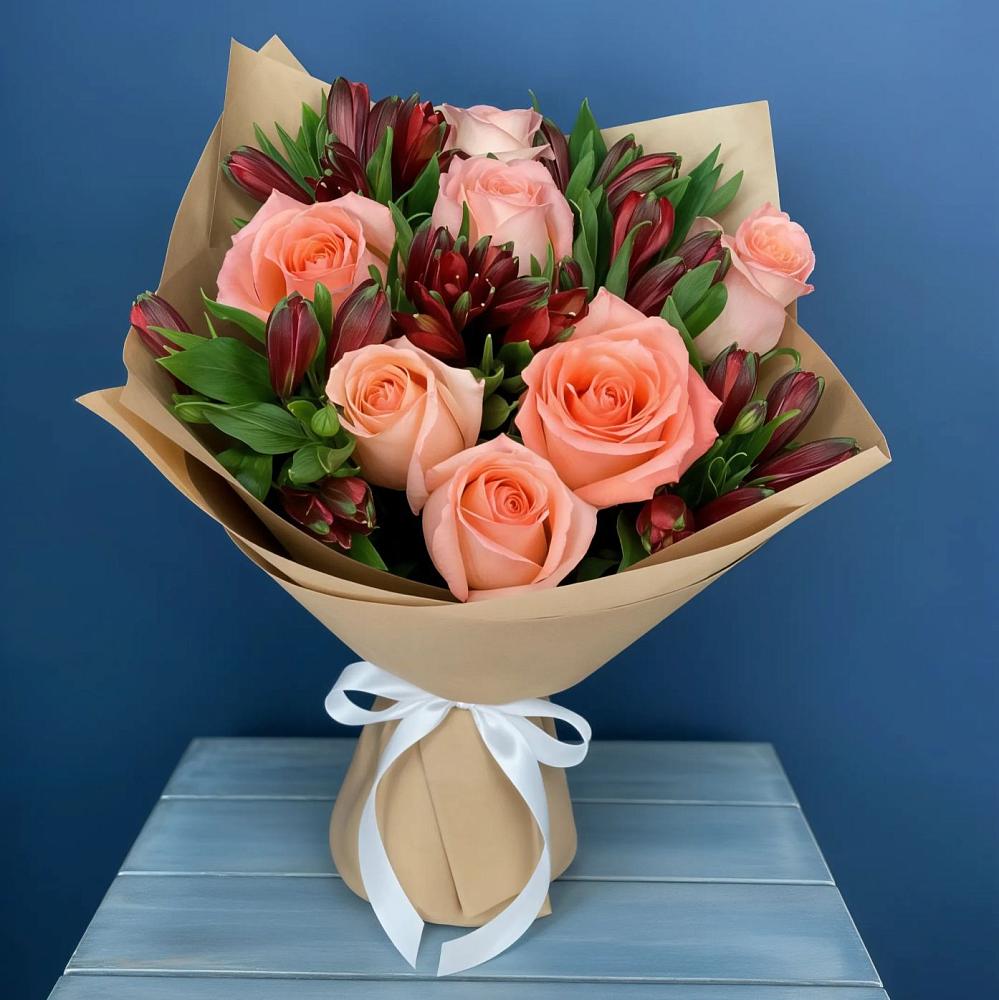 Букет цветов из: Розы и Альстромерии в Моздоке