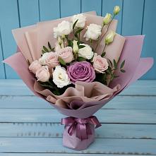 Букет цветов из:  Розы и Лизиантусы в Моздоке
