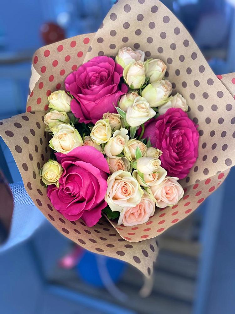 Букет цветов из: Розы в Моздоке