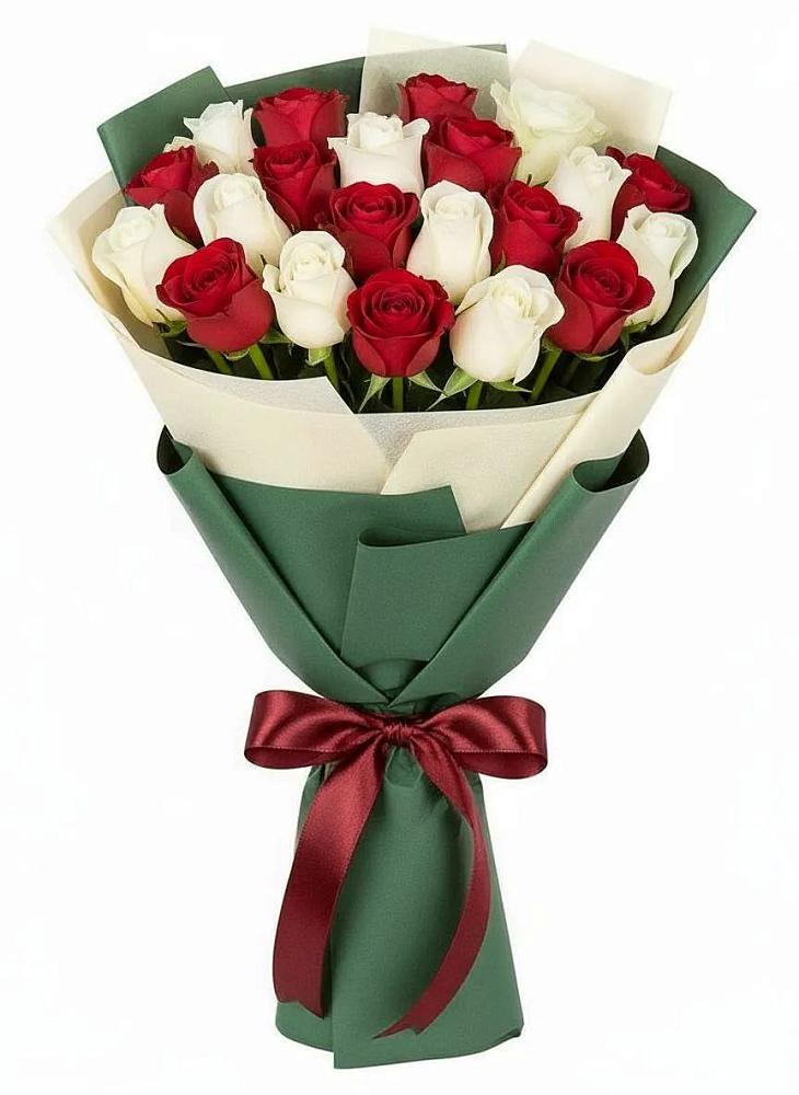 Букет Микс из красных и белых роз в Моздоке