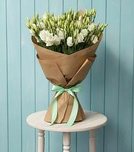 Букет цветов из:  Лизиантусы в Моздоке