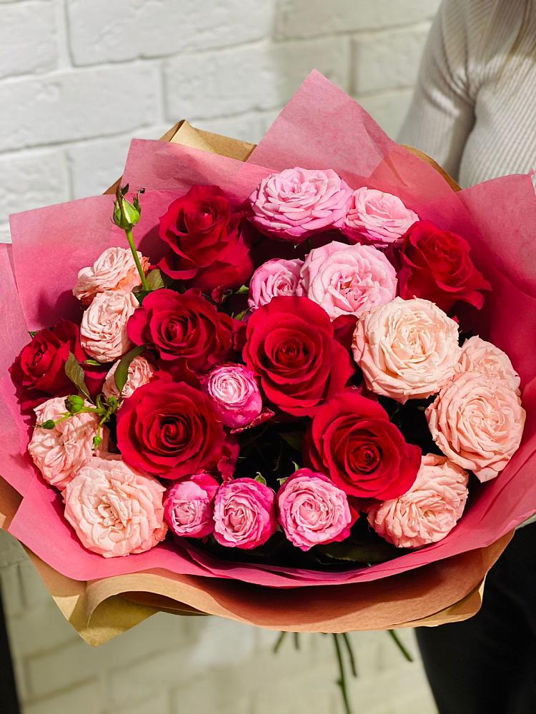 Букет цветов из: Розы в Моздоке