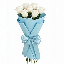 Букет 7 белых роз Проуд в Моздоке