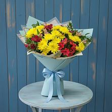 Букет цветов из:  Альстромерии и Хризантемы в Моздоке
