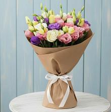 Букет цветов из:  Лизиантусы в Моздоке