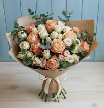 Букет цветов из:  Альстромерии и Розы в Моздоке