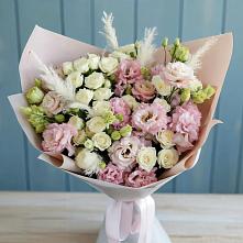 Букет цветов из:  Альстромерии и Розы в Моздоке